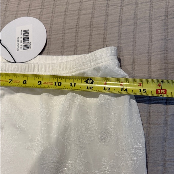 Princess Polly NWT Elegant Cream White  Maxi Skirt Lined w Side Slit 8 see VIDEO - Picture 6 of 7